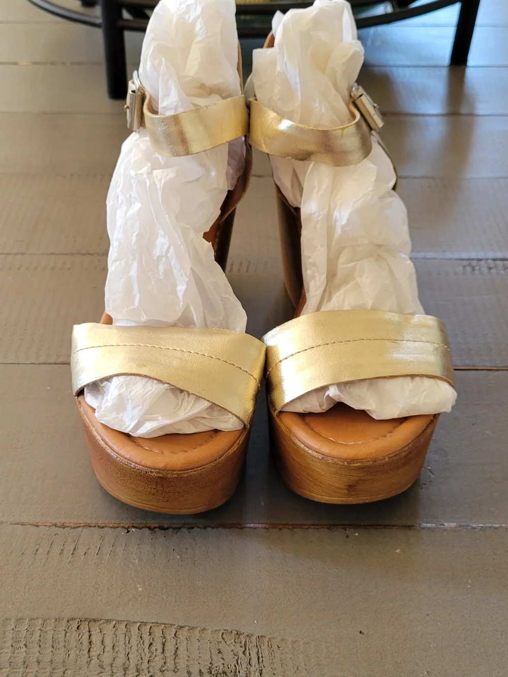 Steve Madden Metallic Gold Platform Wedge Sandals Size 8